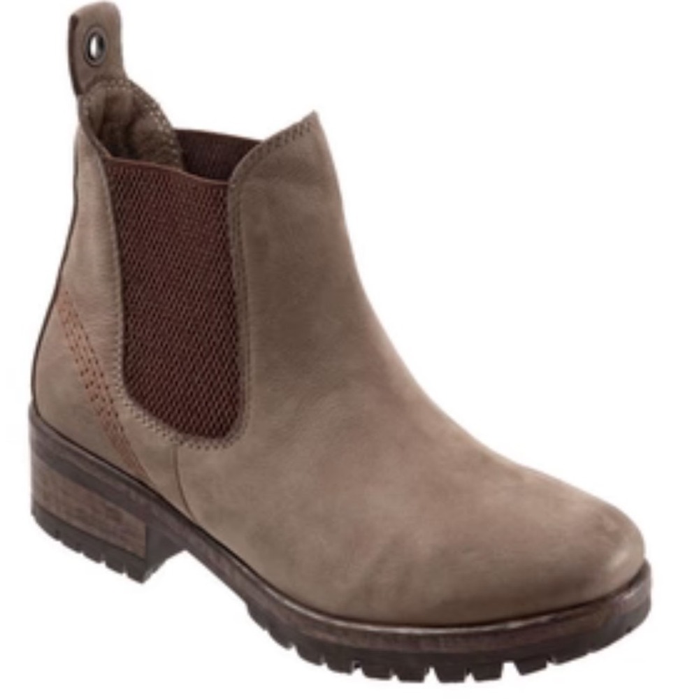 Bueno Vintage Brown Leather Florida Chelsea Ankle Boots Women's Size 8.5 $190